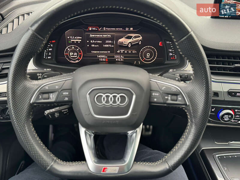 Позашляховик / Кросовер Audi Q7 2018 в Ужгороді