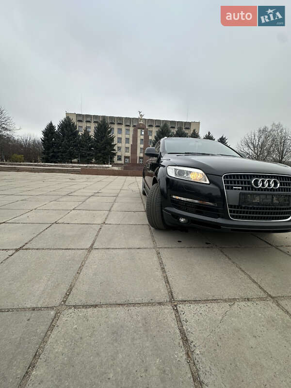 Внедорожник / Кроссовер Audi Q7 2009 в Кропивницком