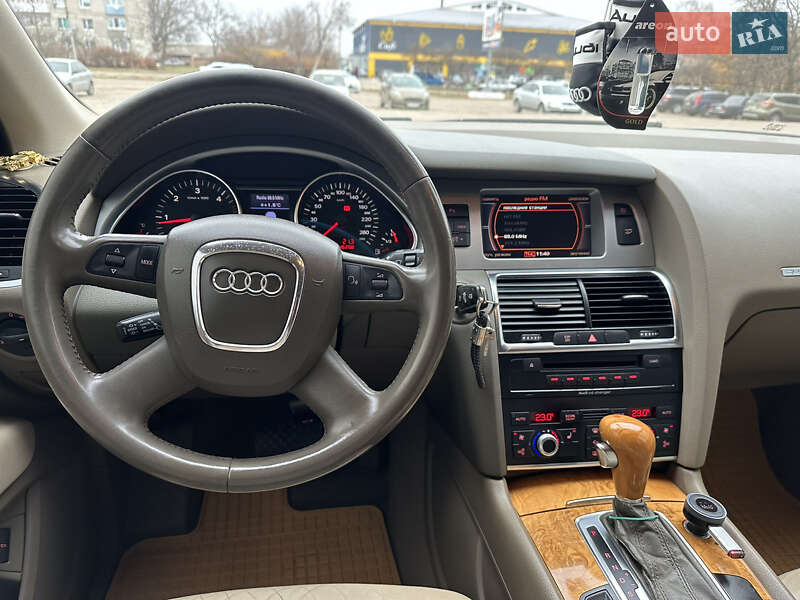 Внедорожник / Кроссовер Audi Q7 2009 в Кропивницком