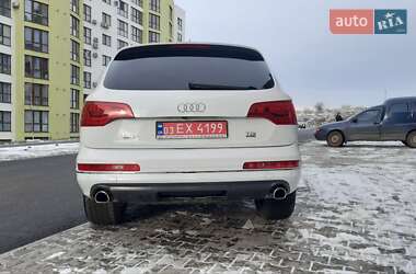 Позашляховик / Кросовер Audi Q7 2015 в Рівному