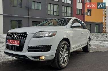 Позашляховик / Кросовер Audi Q7 2015 в Рівному