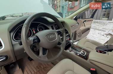 Позашляховик / Кросовер Audi Q7 2015 в Рівному