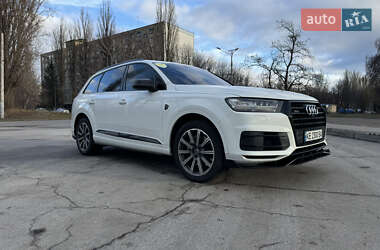 Позашляховик / Кросовер Audi Q7 2016 в Дніпрі