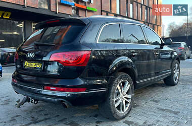 Внедорожник / Кроссовер Audi Q7 2012 в 