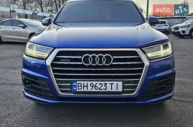 Внедорожник / Кроссовер Audi Q7 2016 в Одессе