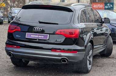 Внедорожник / Кроссовер Audi Q7 2013 в 