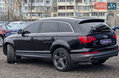 Внедорожник / Кроссовер Audi Q7 2013 в 
