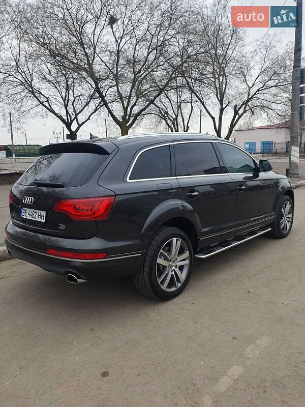 Позашляховик / Кросовер Audi Q7 2013 в Миколаєві