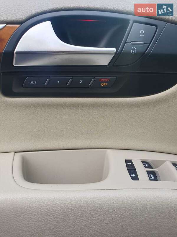 Позашляховик / Кросовер Audi Q7 2013 в Миколаєві