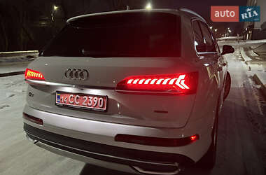 Внедорожник / Кроссовер Audi Q7 2020 в Новояворовске