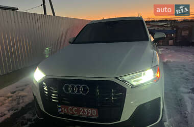 Внедорожник / Кроссовер Audi Q7 2020 в Новояворовске