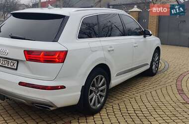 Позашляховик / Кросовер Audi Q7 2019 в Ужгороді