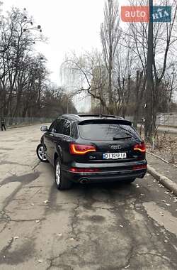 Позашляховик / Кросовер Audi Q7 2014 в Києві