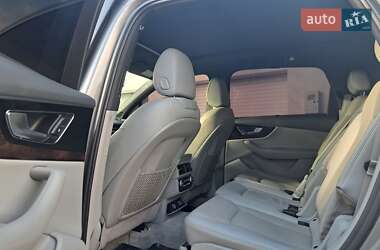 Внедорожник / Кроссовер Audi Q7 2016 в Хмельницком