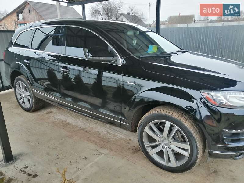 Внедорожник / Кроссовер Audi Q7 2013 в Луцке