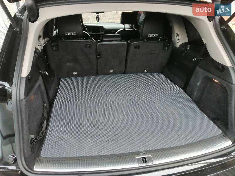 Внедорожник / Кроссовер Audi Q7 2013 в Луцке