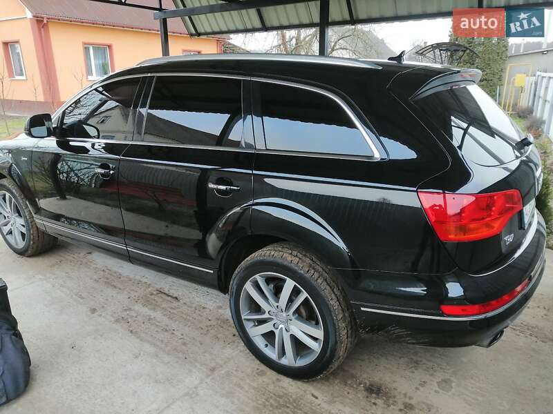 Внедорожник / Кроссовер Audi Q7 2013 в Луцке