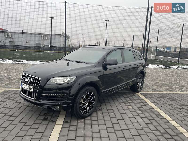 Позашляховик / Кросовер Audi Q7 2014 в Мукачевому