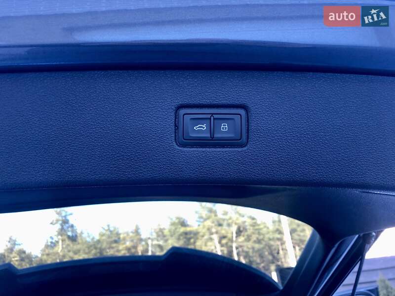 Позашляховик / Кросовер Audi Q7 2021 в Кропивницькому