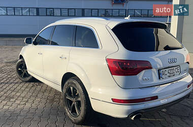 Внедорожник / Кроссовер Audi Q7 2013 в 