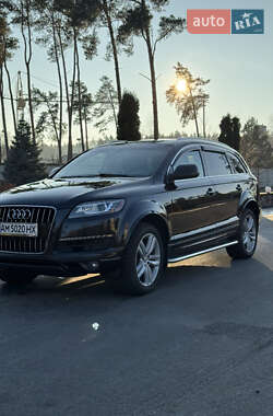 Позашляховик / Кросовер Audi Q7 2014 в Житомирі