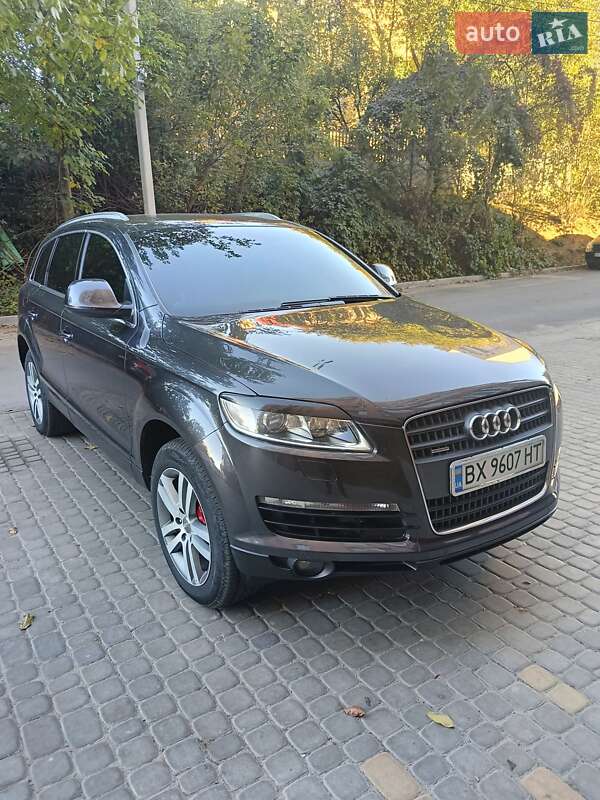 Позашляховик / Кросовер Audi Q7 2007 в Бучі