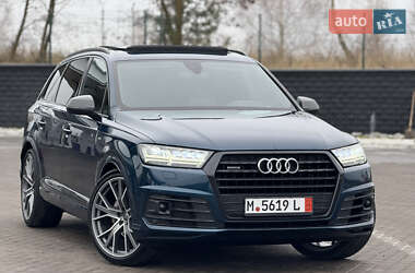 Позашляховик / Кросовер Audi Q7 2019 в Рівному