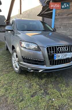 Позашляховик / Кросовер Audi Q7 2014 в Сарнах