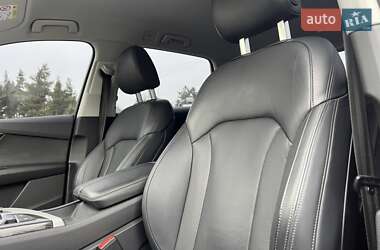 Внедорожник / Кроссовер Audi Q7 2015 в 