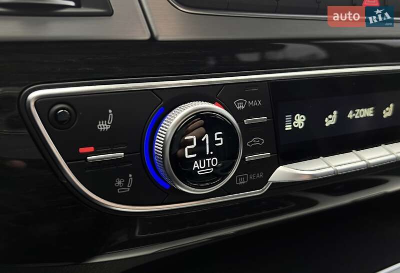 Внедорожник / Кроссовер Audi Q7 2015 в Киеве