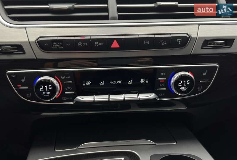 Внедорожник / Кроссовер Audi Q7 2015 в Киеве