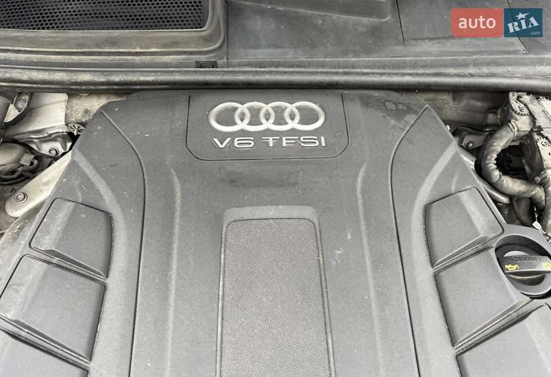 Внедорожник / Кроссовер Audi Q7 2015 в Киеве