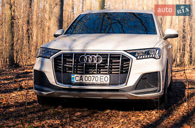 Позашляховик / Кросовер Audi Q7 2021 в Умані