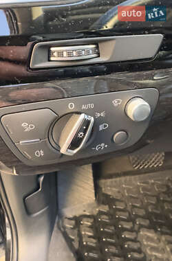 Внедорожник / Кроссовер Audi Q7 2015 в 