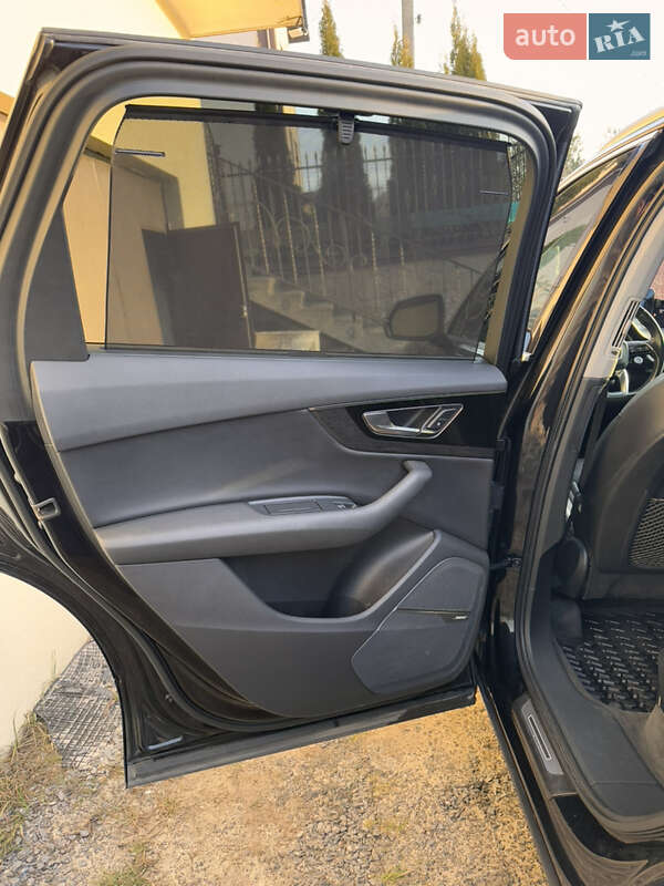 Внедорожник / Кроссовер Audi Q7 2015 в Львове