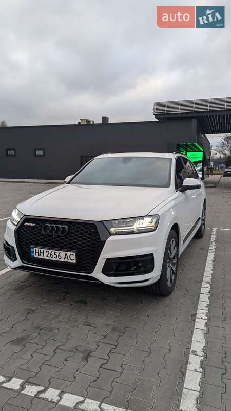 Позашляховик / Кросовер Audi Q7 2016 в Одесі
