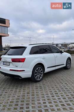 Внедорожник / Кроссовер Audi Q7 2016 в Одессе