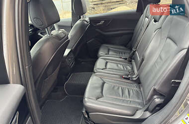 Внедорожник / Кроссовер Audi Q7 2016 в 