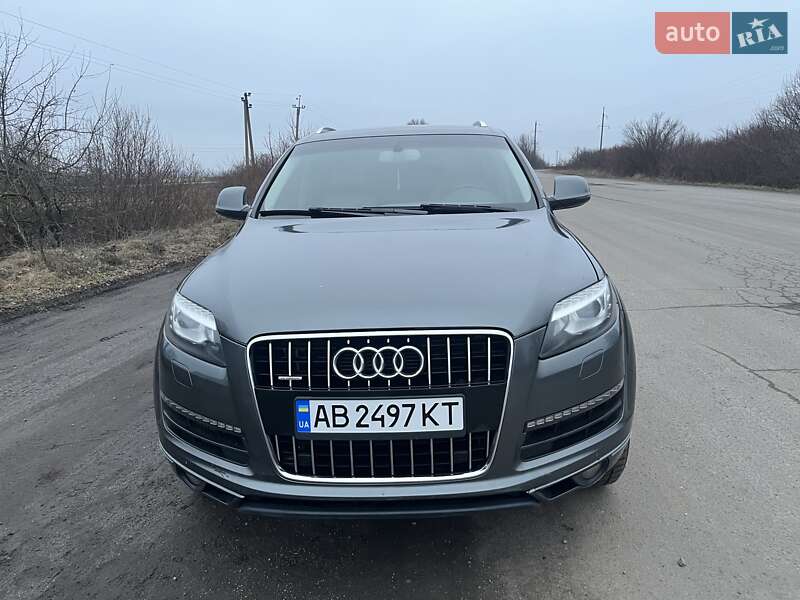 Позашляховик / Кросовер Audi Q7 2012 в Хмільнику