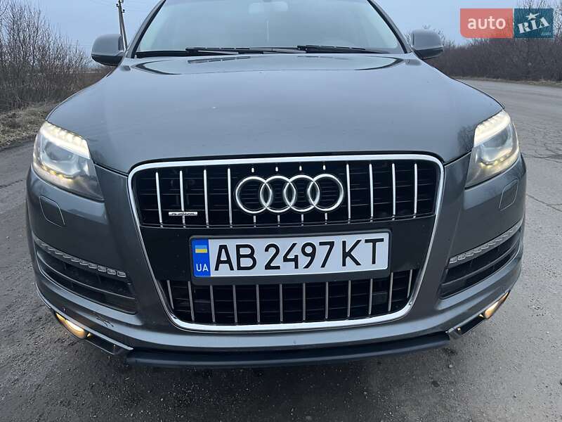 Позашляховик / Кросовер Audi Q7 2012 в Хмільнику