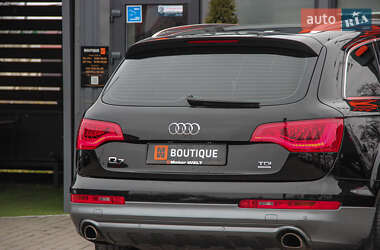 Внедорожник / Кроссовер Audi Q7 2013 в 