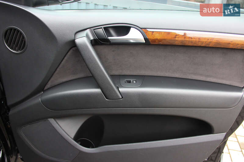 Внедорожник / Кроссовер Audi Q7 2013 в Одессе фото 44 Внедорожник / Кроссовер Audi Q7 2013 в Одессе