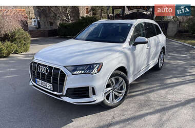 Позашляховик / Кросовер Audi Q7 2020 в Києві