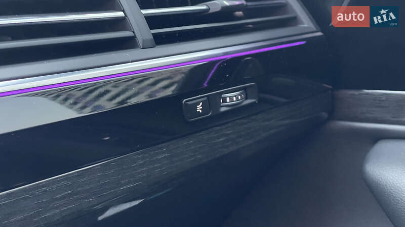 Позашляховик / Кросовер Audi Q7 2019 в Києві