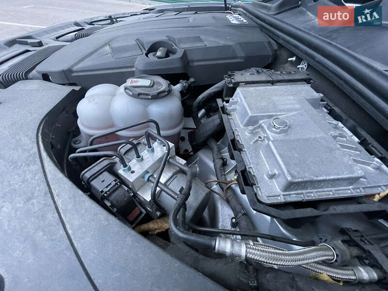 Позашляховик / Кросовер Audi Q7 2019 в Києві