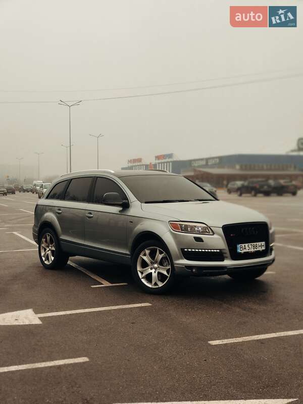 Позашляховик / Кросовер Audi Q7 2008 в Кропивницькому