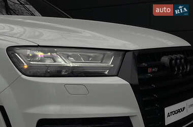 Внедорожник / Кроссовер Audi Q7 2018 в 