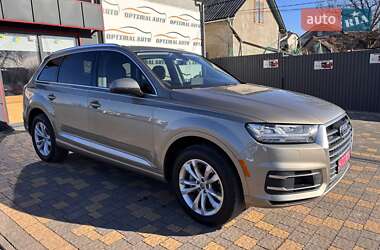 Внедорожник / Кроссовер Audi Q7 2017 в 