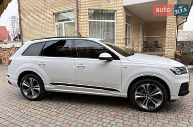 Внедорожник / Кроссовер Audi Q7 2023 в Черкассах