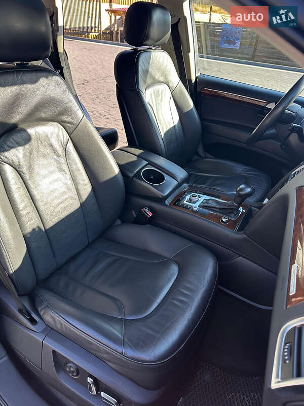 Внедорожник / Кроссовер Audi Q7 2013 в Межгорье фото 28 Внедорожник / Кроссовер Audi Q7 2013 в Межгорье